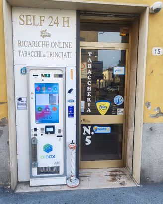 Tabaccheria Pontedera con fondo commerciale