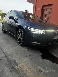 Volkswagen Golf 8 style