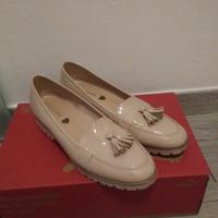 Mocassino in vernice rosa donna