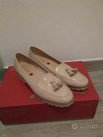 Mocassino in vernice rosa donna