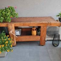 Antico banco da falegname