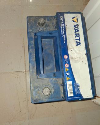 Batteria auto Varta
