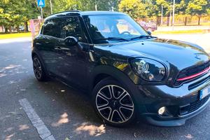 MINI Countryman S R 60 John Cooper Works (JCW)