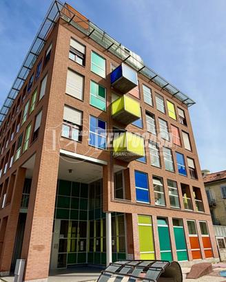 QUADRILOCALE CON FINITURE DI PREGIO IN PALAZZINA D