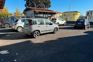 Locale C1 fronte stradale