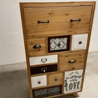 Mobile in legno artigianale