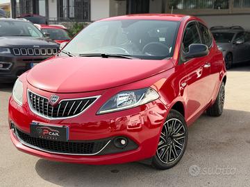 Lancia Ypsilon 1.0 FireFly 5 porte S&S Hybrid 32 M