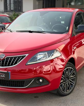 Lancia Ypsilon 1.0 FireFly 5 porte S&S Hybrid 32 M