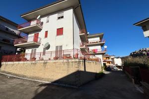 5 LOCALI A GENAZZANO