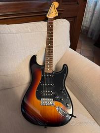 Fender American Special Stratocaster HSS Sunburst