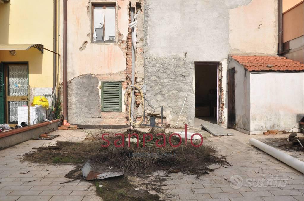 Casa indipendente di 116 m² con 5 locali a Pistoia
