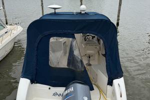 Barca Saver 650 Cabin con motore Yamaha 150 cv