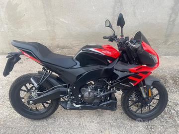 Aprilia Tuono 125