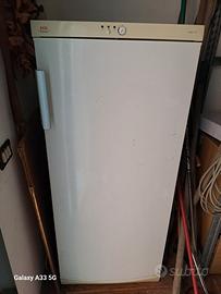 congelatore verticale a cassetti