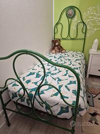 Letto vintage verde