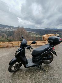 Benelli caffenero 125