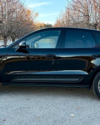 Porsche Macan 2.0 265 CV PDK