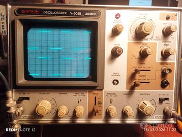 Oscilloscopio Hitachi V 302 30 mhz