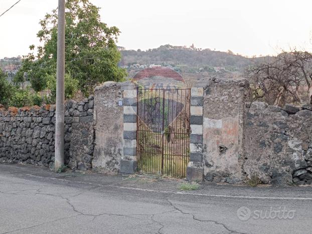 Terreno - Aci Catena