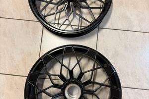 Cerchi Ducati Lamborghini V4