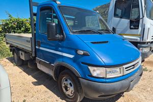 Iveco Daily 35C9 ribaltabile del motore 8000 km 