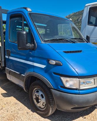 Iveco Daily 35C9 ribaltabile del motore 8000 km 
