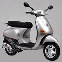 PIAGGIO VESPA 50 ET 2 RICAMBI