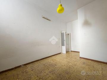 3 LOCALI A MANFREDONIA