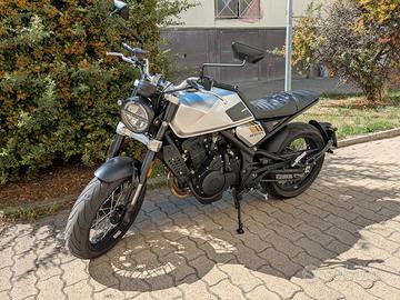 Brixton Crossfire 500 - patente A2 - come nuova