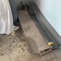 Pone sollevamento moto