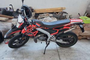 APRILIA 50 SX