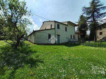 CASA SEMINDIPENDENTE A SOGLIANO AL RUBICONE