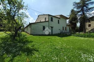 CASA SEMINDIPENDENTE A SOGLIANO AL RUBICONE