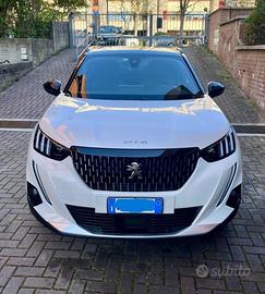 PEUGEOT 2008 GT LINE