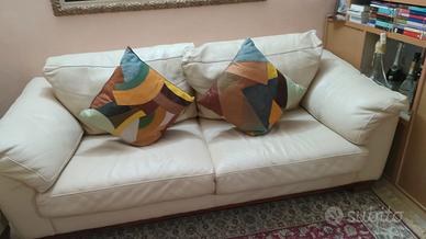 Divano in pelle e ciliegio