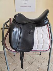 Sella dressage 17.5"