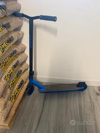 Monopattino Manuale