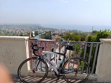 Bici da corsa FRW carbonio