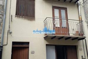 5 VANI PETRALIA SOTTANA appartamento su tr