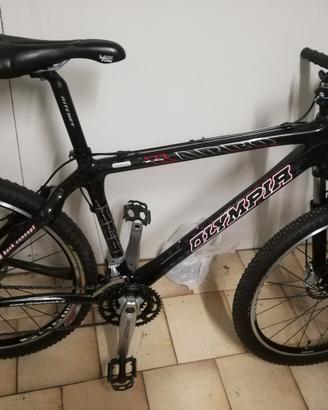 MTB da 26 in Carbonio taglia L Olimpia
