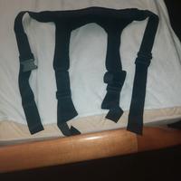 Cinghia di contenimento per sedia a rotelle