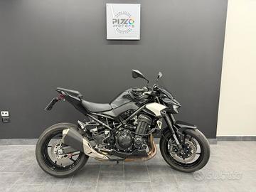 Kawasaki Z 900 - Accessoriata