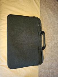 Custodia per computer portatile 