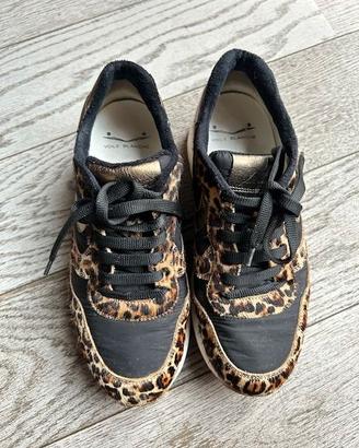 scarpe sneackers