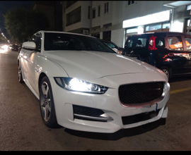 Jaguar xe r-sport km 0