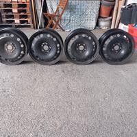 Cerchi in ferro VW Polo da 15 a 5 fori 5x100 