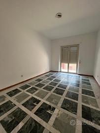 Quadrilocale con doppia esposizione