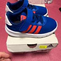 Scarpe bambino ADIDAS Taglia 26