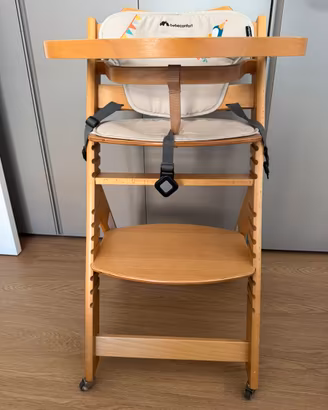 Seggiolone in legno per pappa