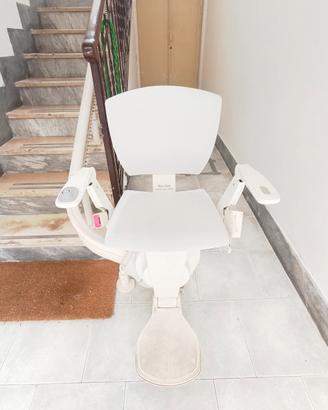 montascale funzionante COMODISSIMO 